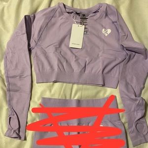 Women’s Best Long Sleeve Crop Top